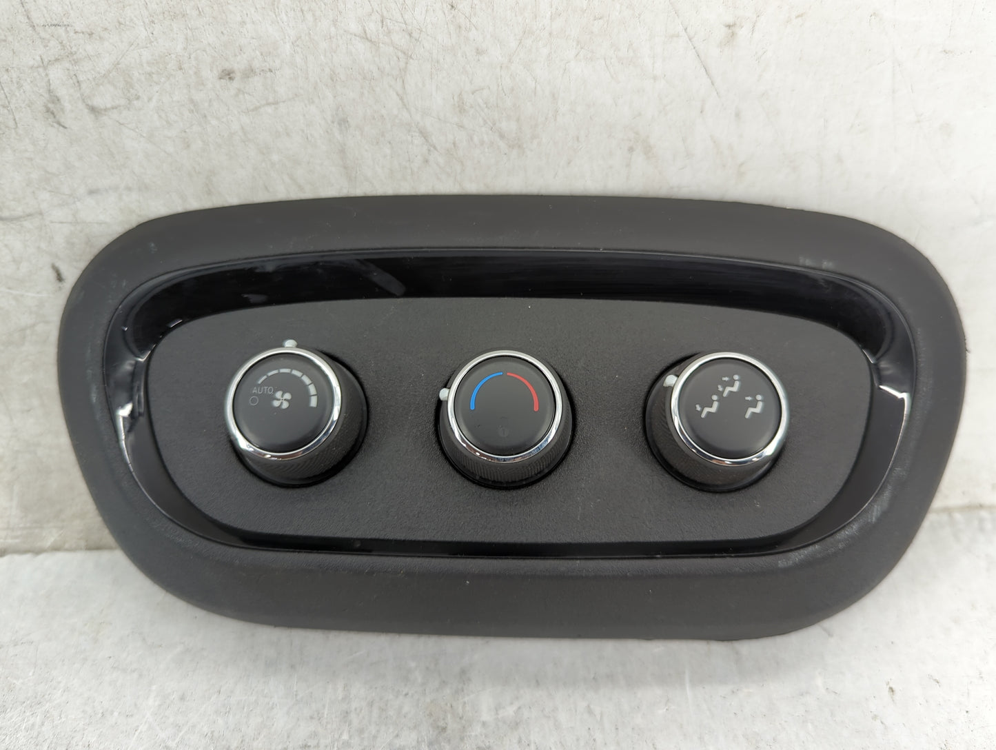 2018 Dodge Durango Climate Control Module Temperature AC/Heater Replacement P/N:P7BJ201X9AA Fits OEM Used Auto Parts - Oemus
