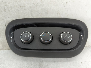 2018 Dodge Durango Climate Control Module Temperature AC/Heater Replacement P/N:P7BJ201X9AA Fits OEM Used Auto Parts - Oemus