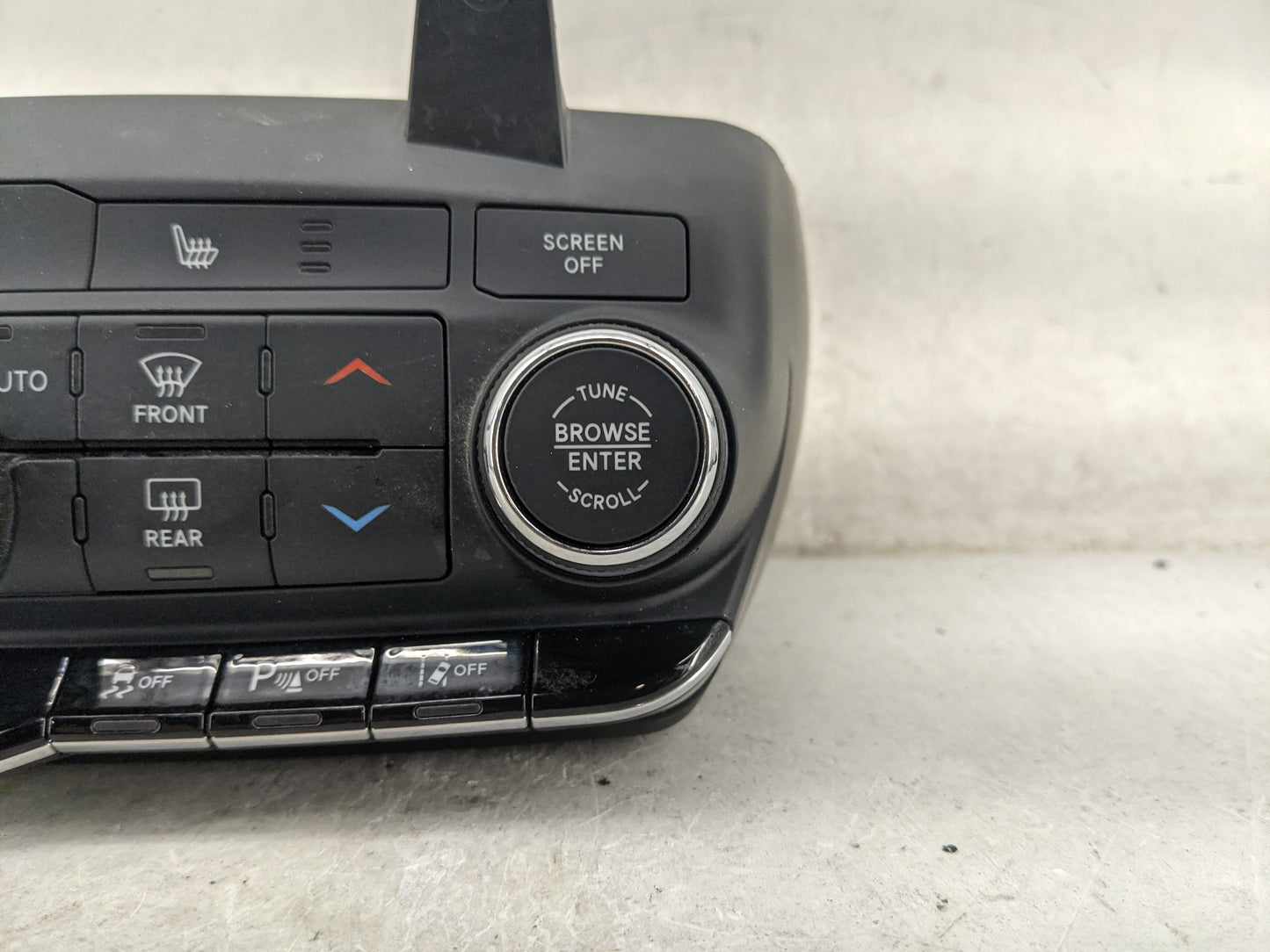 2021-2022 Dodge Durango Climate Control Module Temperature AC/Heater Replacement P/N:P68465670AC 68465670AC Fits Fits 2021 2
