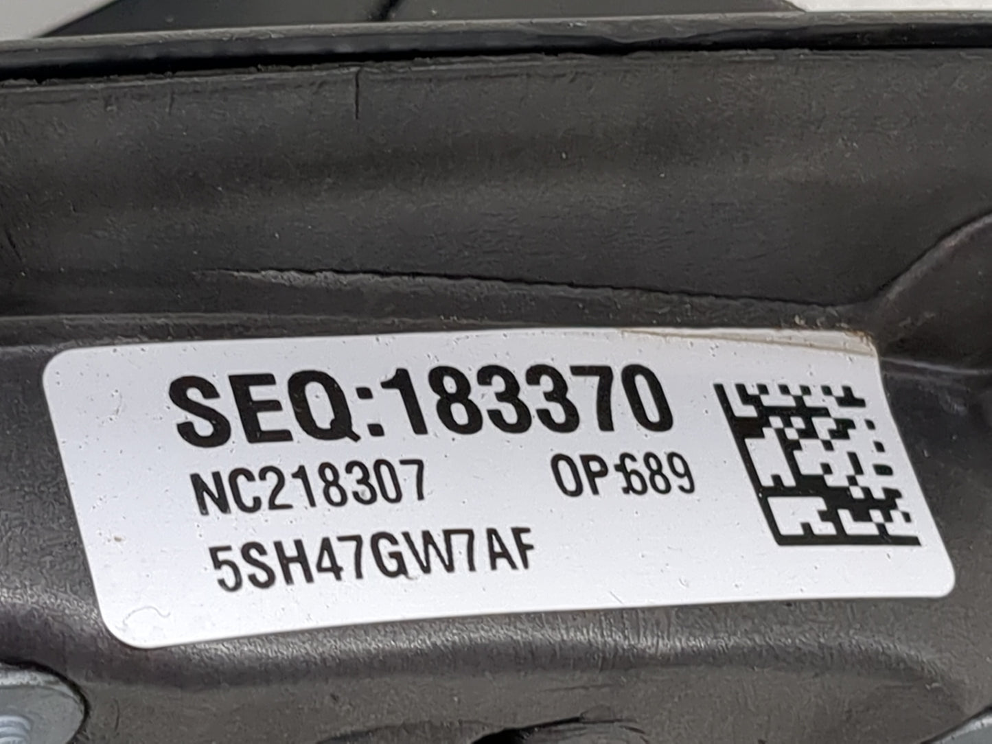 2014-2022 Dodge Durango Driver Side View Mirror - Left Door Mirror OEM Used - Oemusedautoparts1.com