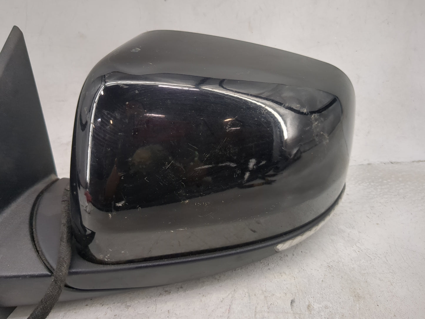 2022 Dodge Durango Driver Side View Mirror - Left Door Mirror OEM Used - Oemusedautoparts1.com