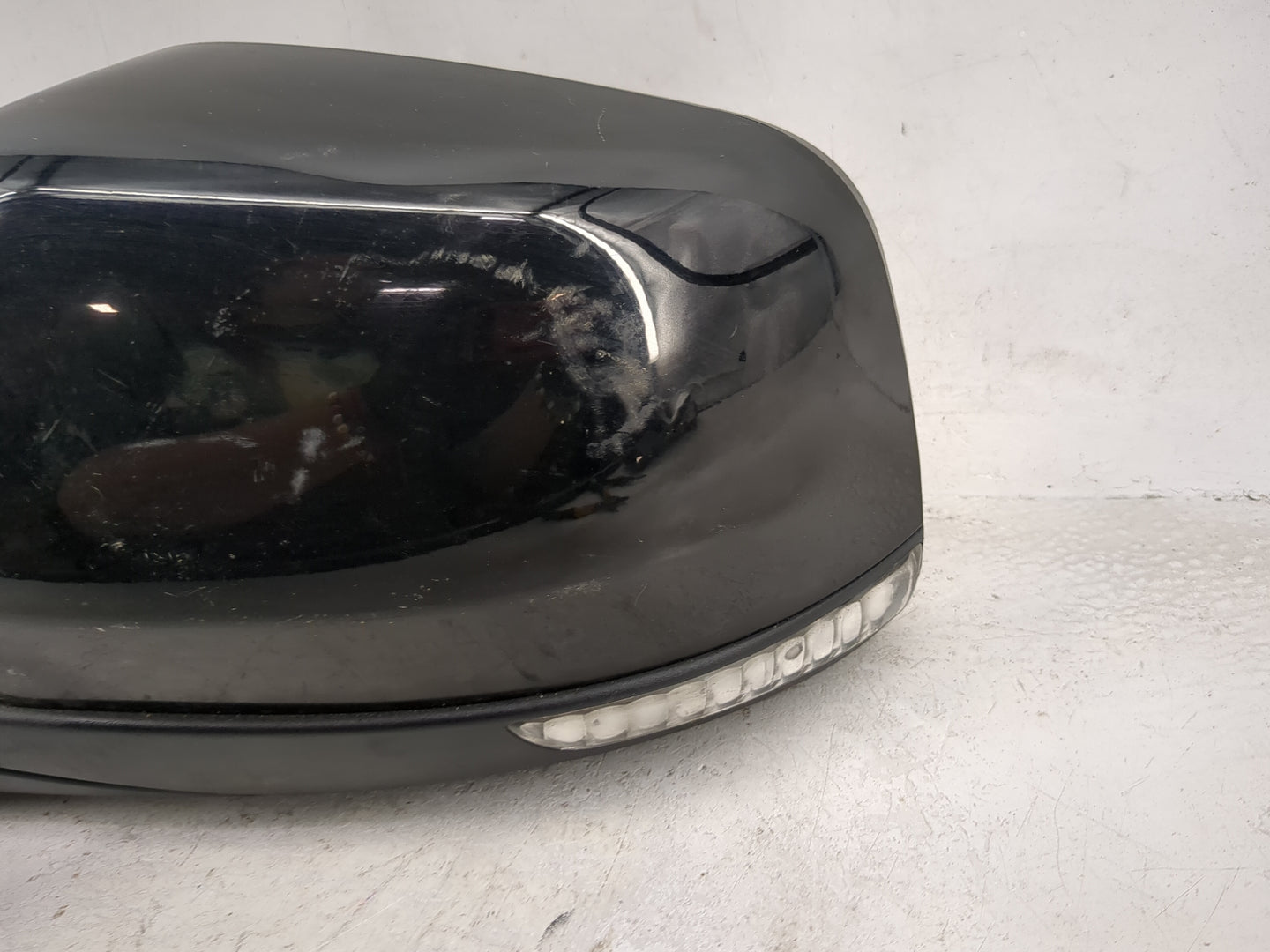 2022 Dodge Durango Driver Side View Mirror - Left Door Mirror OEM Used - Oemusedautoparts1.com