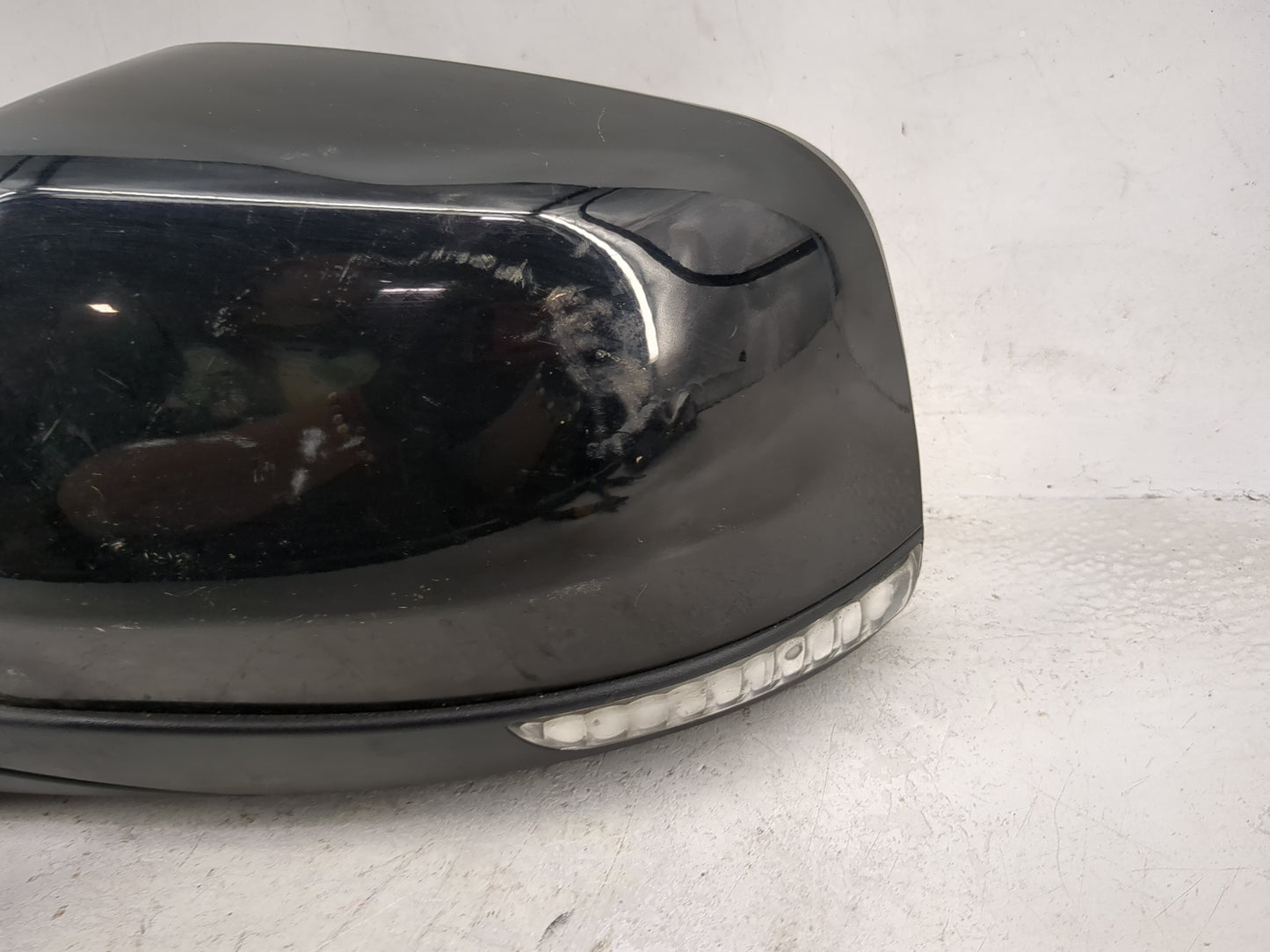 2022 Dodge Durango Driver Side View Mirror - Left Door Mirror OEM Used - Oemusedautoparts1.com