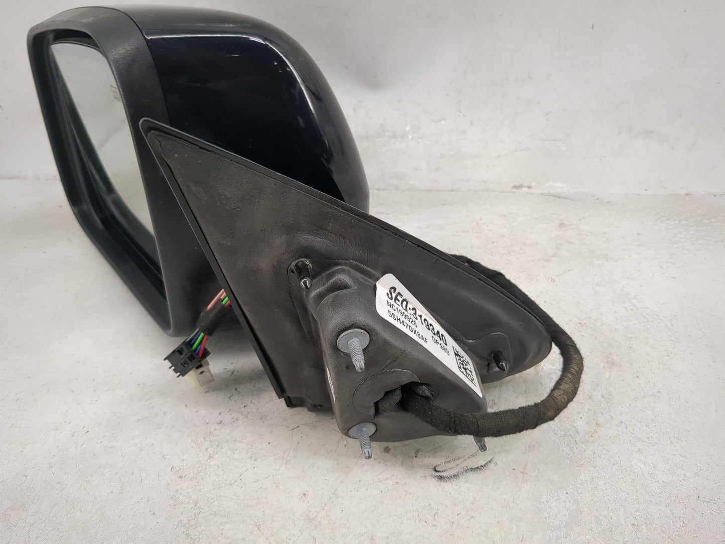 2022 Dodge Durango Driver Side View Mirror - Left Door Mirror OEM Used - Oemusedautoparts1.com