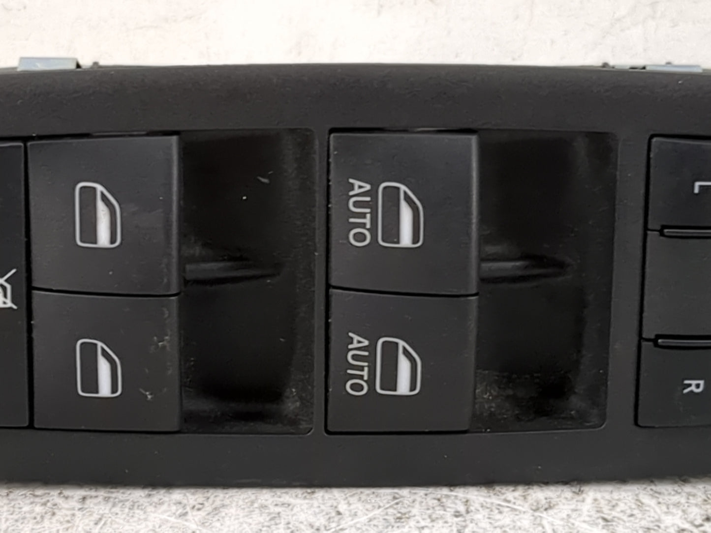 2022 Dodge Durango Master Power Window Switch Replacement Driver Side Left P/N:68319802AA Fits OEM Used Auto Parts - Oemused