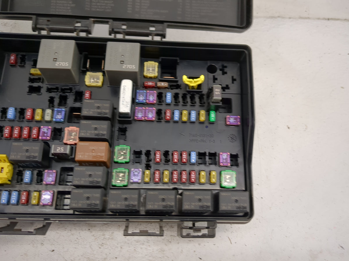 2022 Dodge Durango Fusebox Fuse Box Relay Module Tipm 7140-1980-30 1498833 - Oemusedautoparts1.com