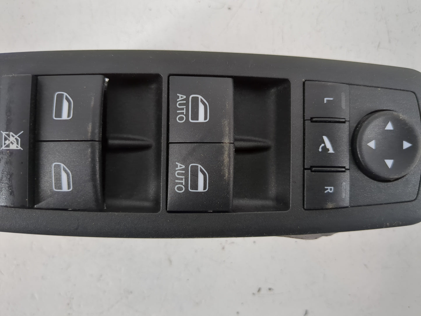 2022 Dodge Ram 1500 Master Power Window Switch Replacement Driver Side Left P/N:68262252AC Fits OEM Used Auto Parts - Oemuse