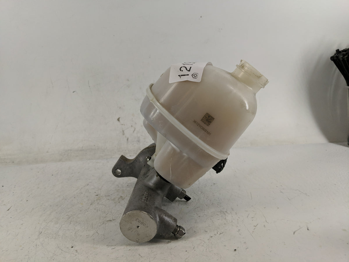 2007-2008 Dodge Ram 1500 Brake Master Cylinder 1219253 - Oemusedautoparts1.com