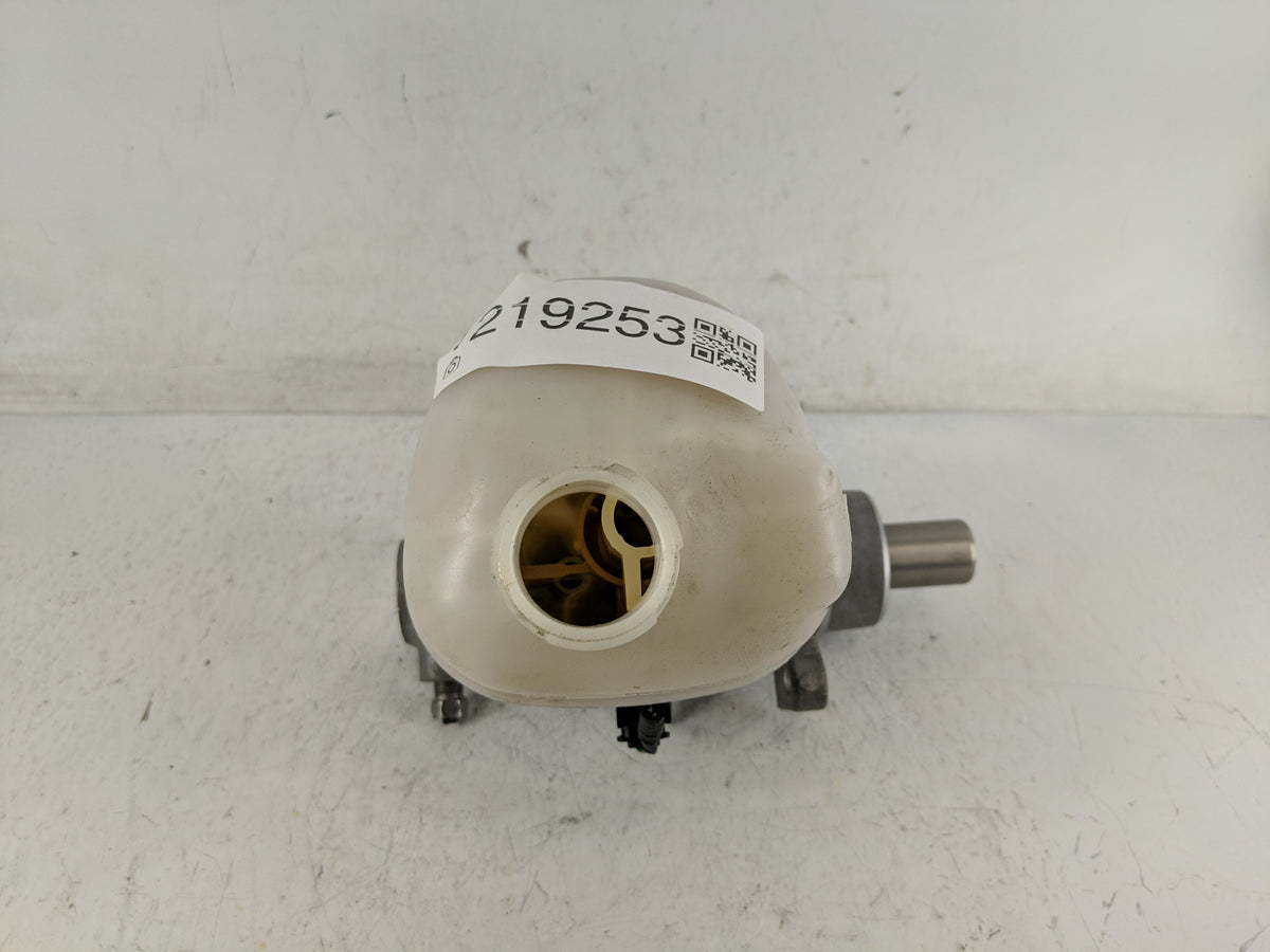 2007-2008 Dodge Ram 1500 Brake Master Cylinder 1219253 - Oemusedautoparts1.com