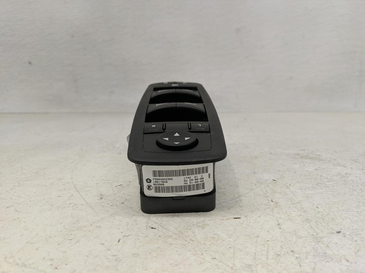 2022 Dodge Ram 1500 Master Power Window Switch Replacement Driver Side Left P/N:P5604823AE Fits Fits 2016 2017 2018 2019 202