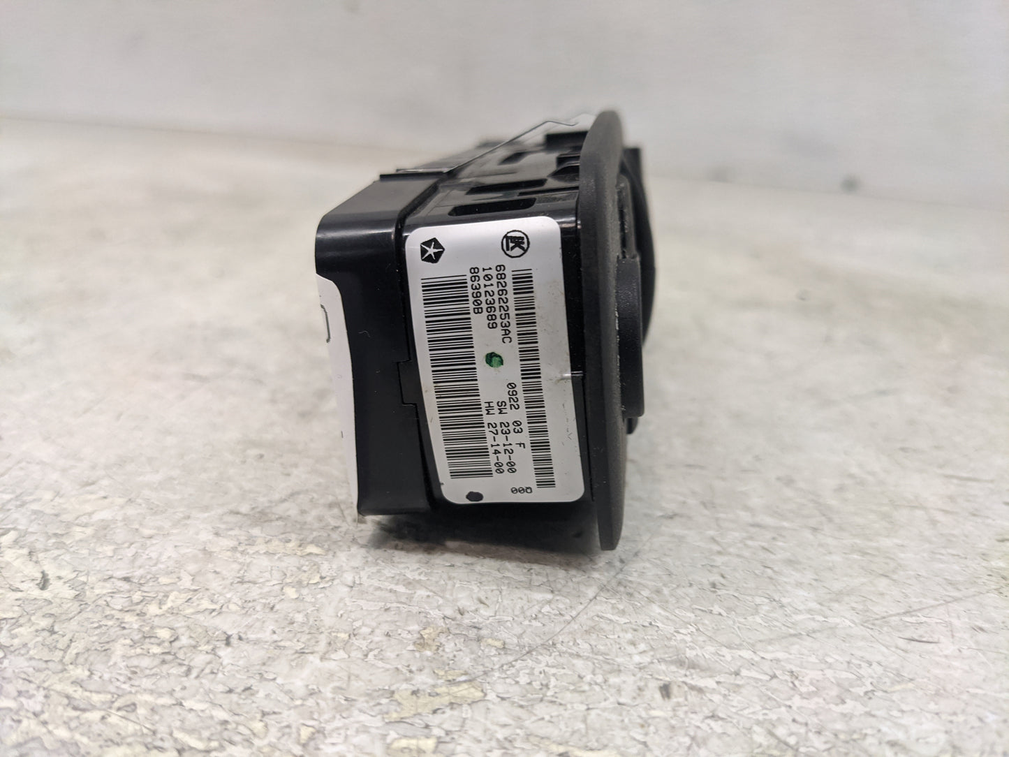 2022 Dodge Ram 1500 Master Power Window Switch Replacement Driver Side Left P/N:68262253AC Fits OEM Used Auto Parts - Oemuse