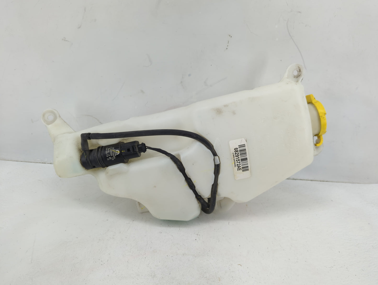 Dodge Ram 1500 Windshield Washer Fluid Reservoir Bottle Oem - Oemusedautoparts1.com
