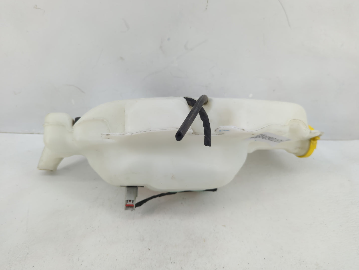Dodge Ram 1500 Windshield Washer Fluid Reservoir Bottle Oem - Oemusedautoparts1.com