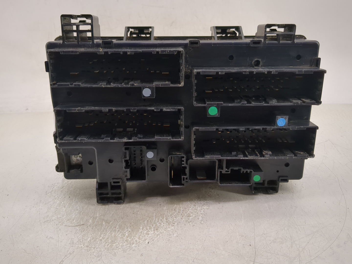 2022 Dodge Ram 1500 Fusebox Fuse Box Panel Relay Module P/N:68258527AA Fits OEM Used Auto Parts - Oemusedautoparts1.com