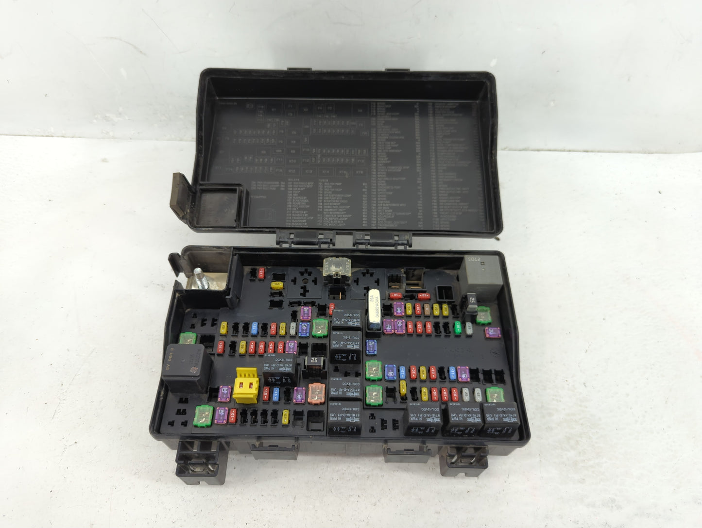 2022 Dodge Ram 1500 Fusebox Fuse Box Panel Relay Module P/N:7140-1980-30 Fits OEM Used Auto Parts - Oemusedautoparts1.com