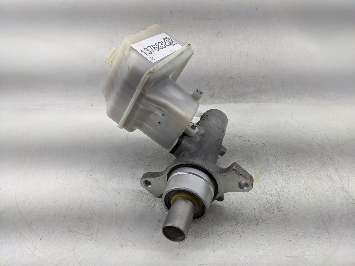 2007-2008 Dodge Ram 1500 Brake Master Cylinder - Oemusedautoparts1.com