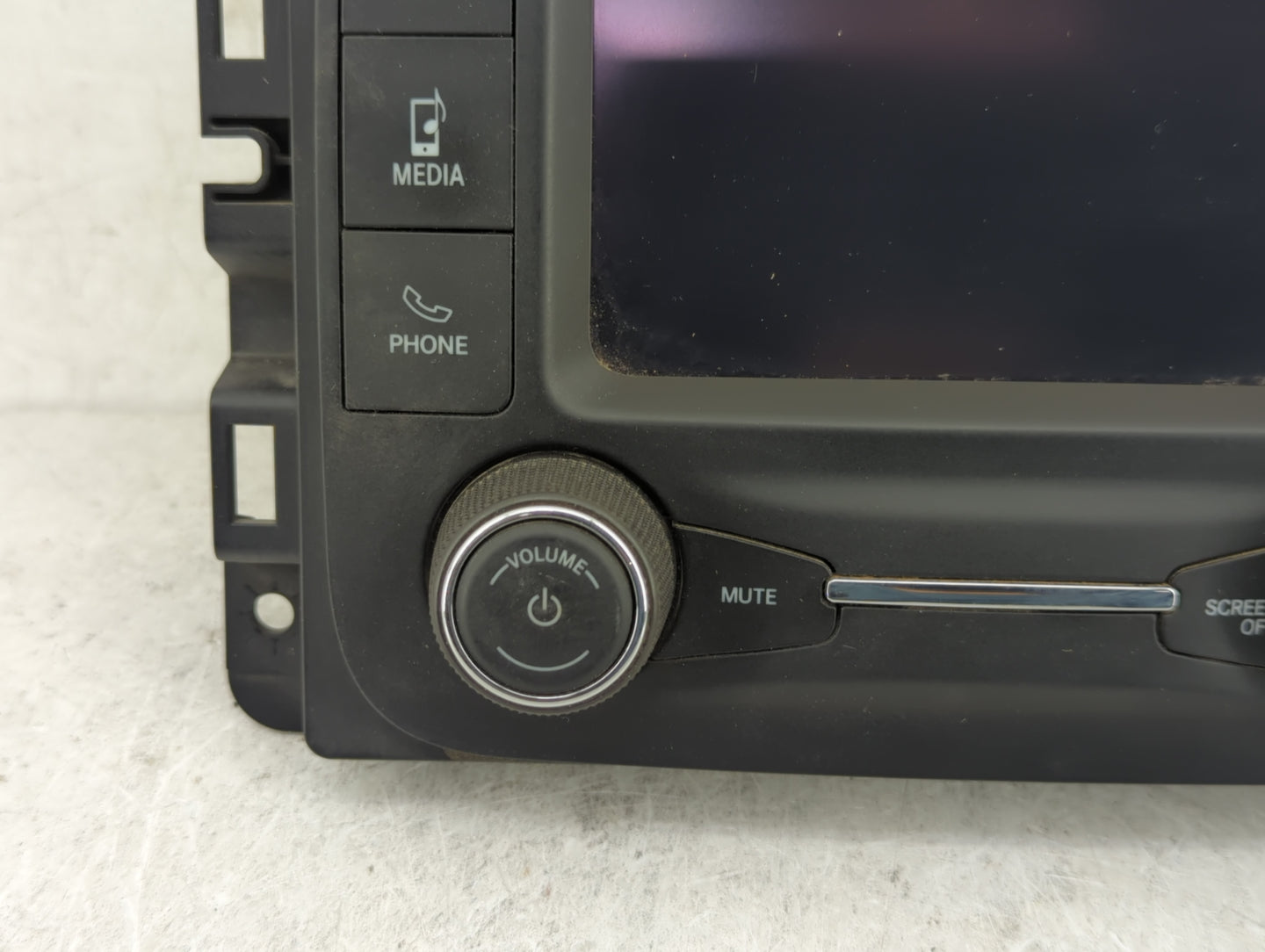 2022 Dodge Ram 1500 Radio AM FM Cd Player Receiver Replacement P/N:68575676AA Fits OEM Used Auto Parts - Oemusedautoparts1.c
