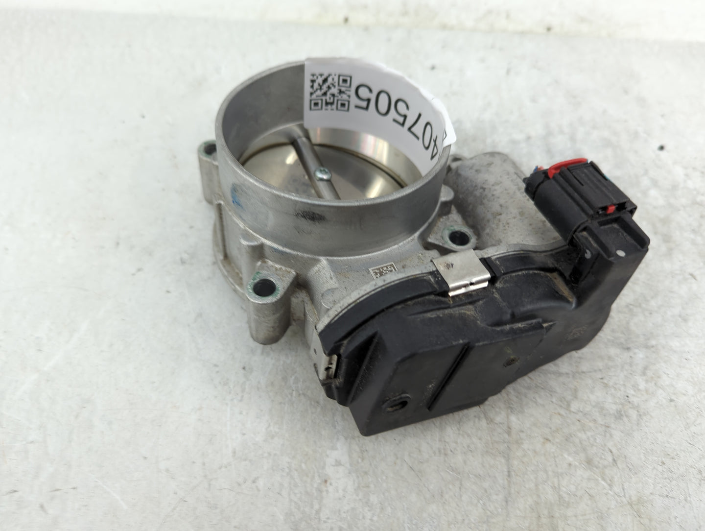 2022 Dodge Ram 1500 Throttle Body P/N:05281804AC Fits Fits 2012 2013 2014 2015 2016 2017 2018 2019 2020 2021 OEM Used Auto P