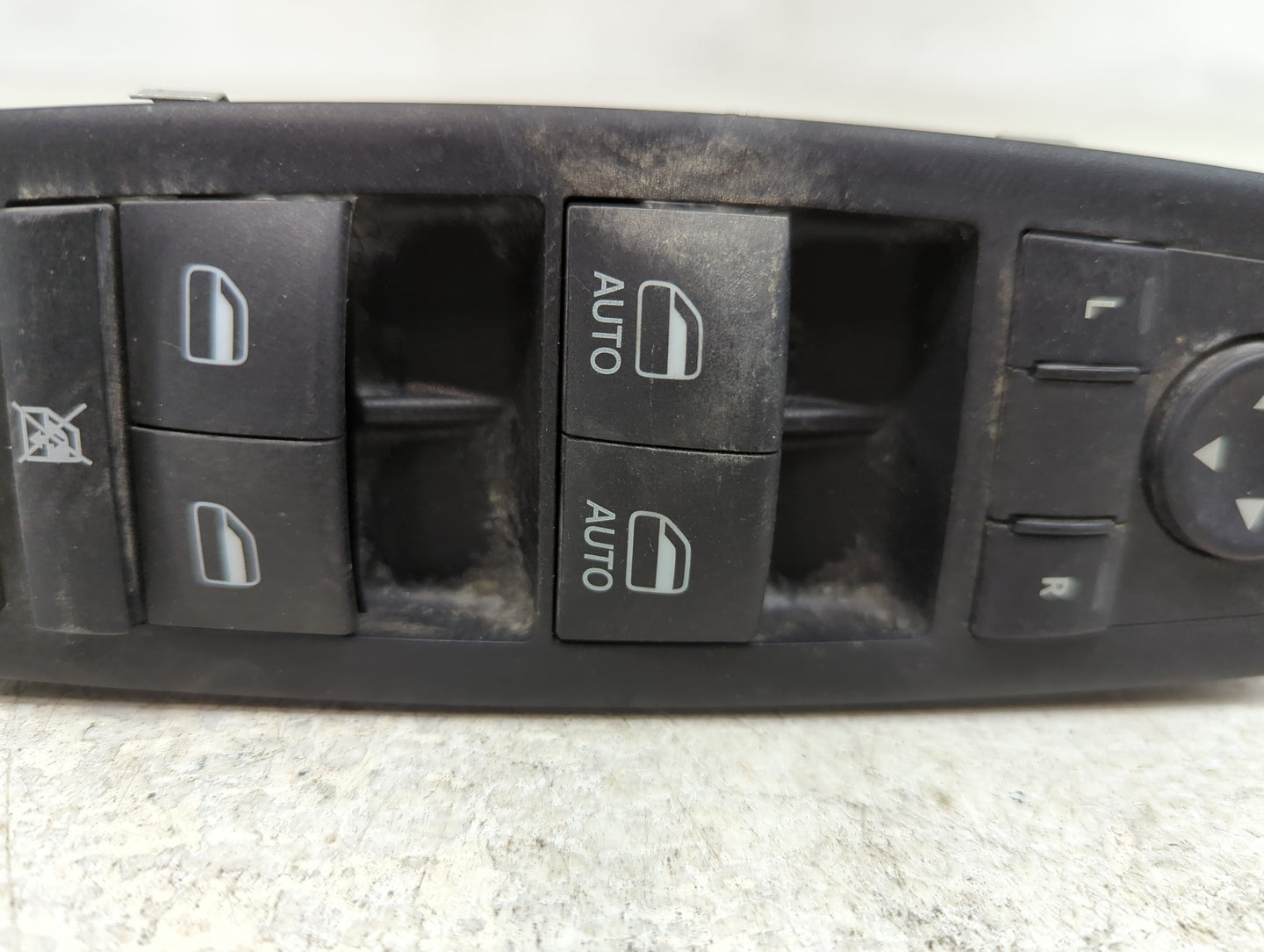 2022 Dodge Ram 1500 Master Power Window Switch Replacement Driver Side Left P/N:P56046823AE Fits OEM Used Auto Parts - Oemus