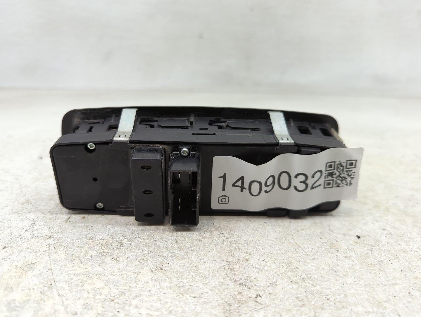 2022 Dodge Ram 1500 Master Power Window Switch Replacement Driver Side Left P/N:P56046823AE Fits OEM Used Auto Parts - Oemus