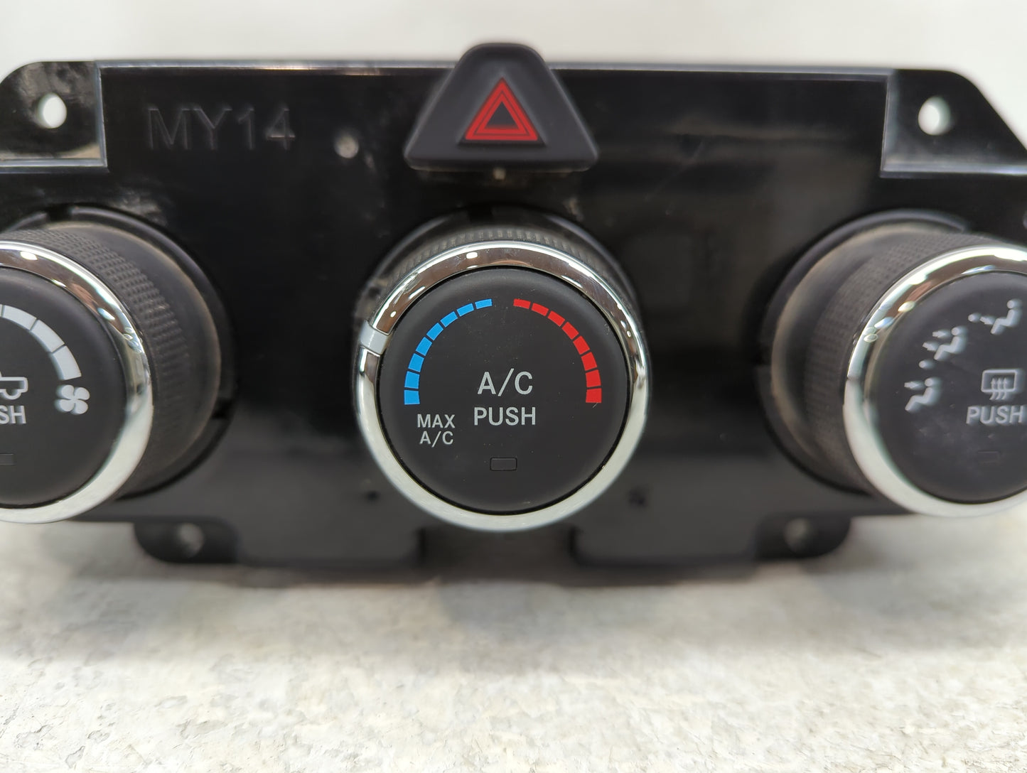 2022 Dodge Ram 1500 Climate Control Module Temperature AC/Heater Replacement P/N:P68268190AA Fits OEM Used Auto Parts - Oemu