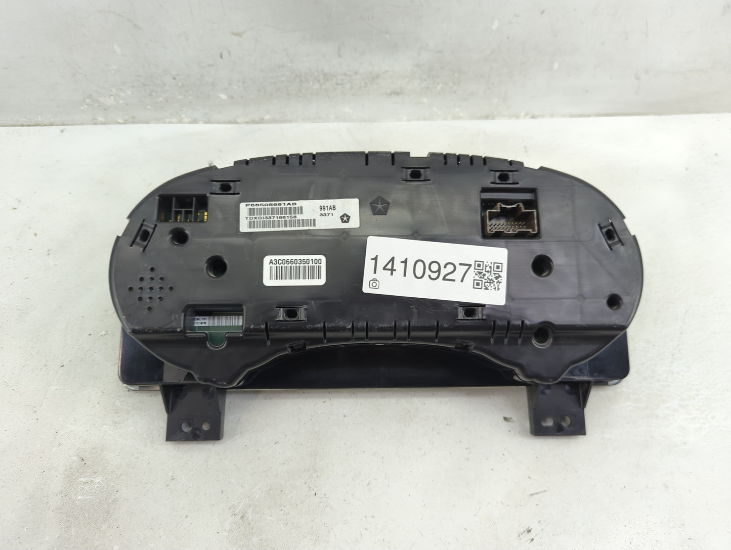 2022 Dodge Ram 1500 Instrument Cluster Speedometer Gauges P/N:68505991AB Fits OEM Used Auto Parts - Oemusedautoparts1.com