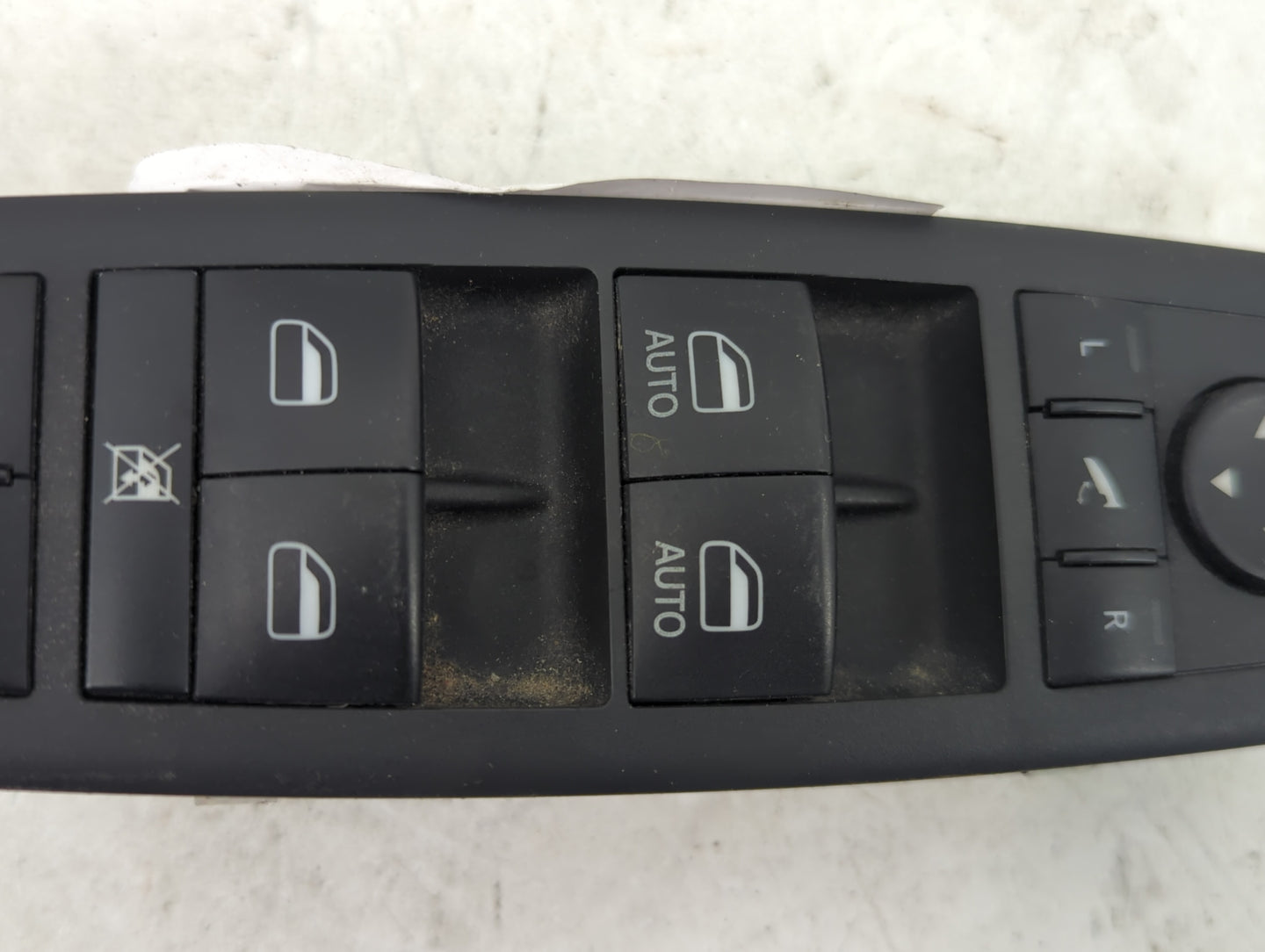 2022 Dodge Ram 1500 Master Power Window Switch Replacement Driver Side Left P/N:68262252AC Fits OEM Used Auto Parts - Oemuse