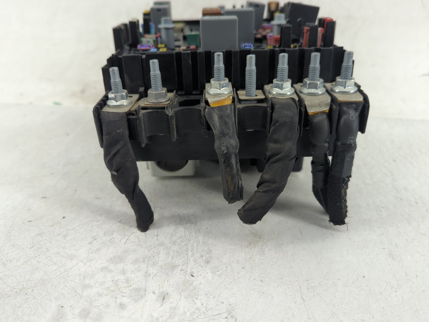 2022 Dodge Ram 1500 Fusebox Fuse Box Panel Relay Module Fits OEM Used Auto Parts - Oemusedautoparts1.com