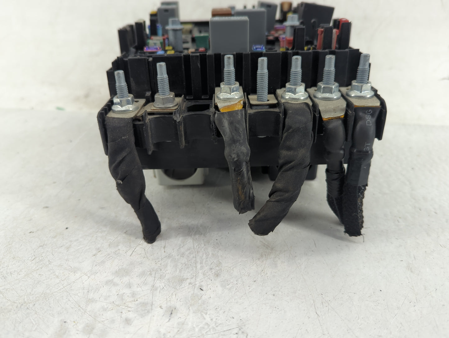 2022 Dodge Ram 1500 Fusebox Fuse Box Panel Relay Module Fits OEM Used Auto Parts - Oemusedautoparts1.com