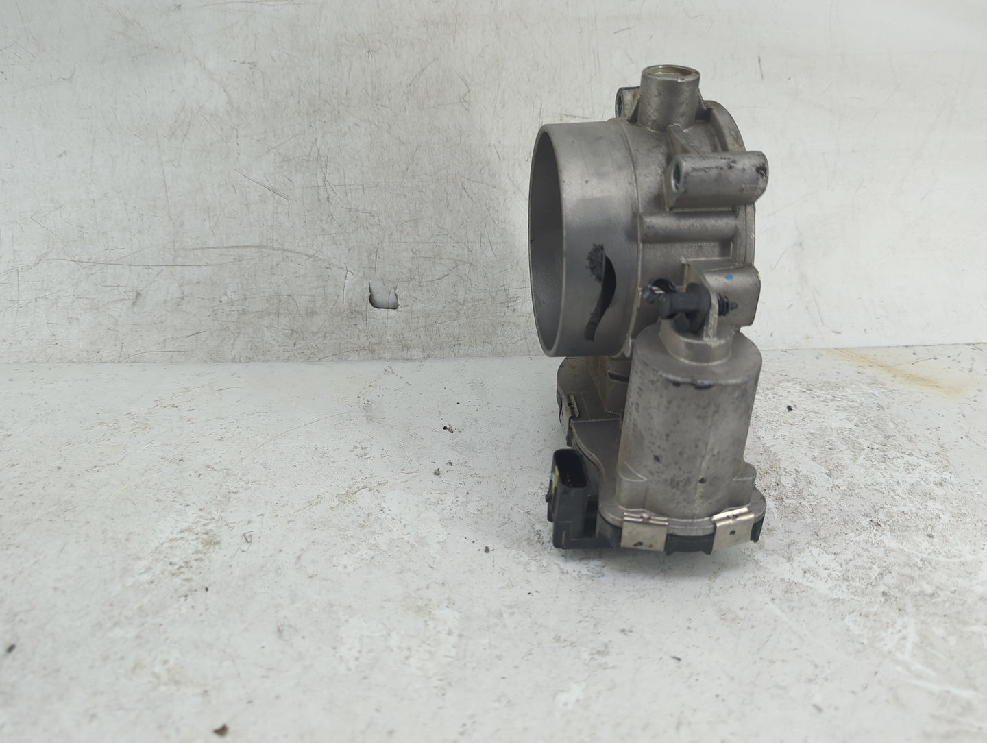 2022 Dodge Ram 1500 Throttle Body P/N:53034251AD Fits Fits 2012 2013 2014 2015 2016 2017 2018 2019 2020 2021 OEM Used Auto P