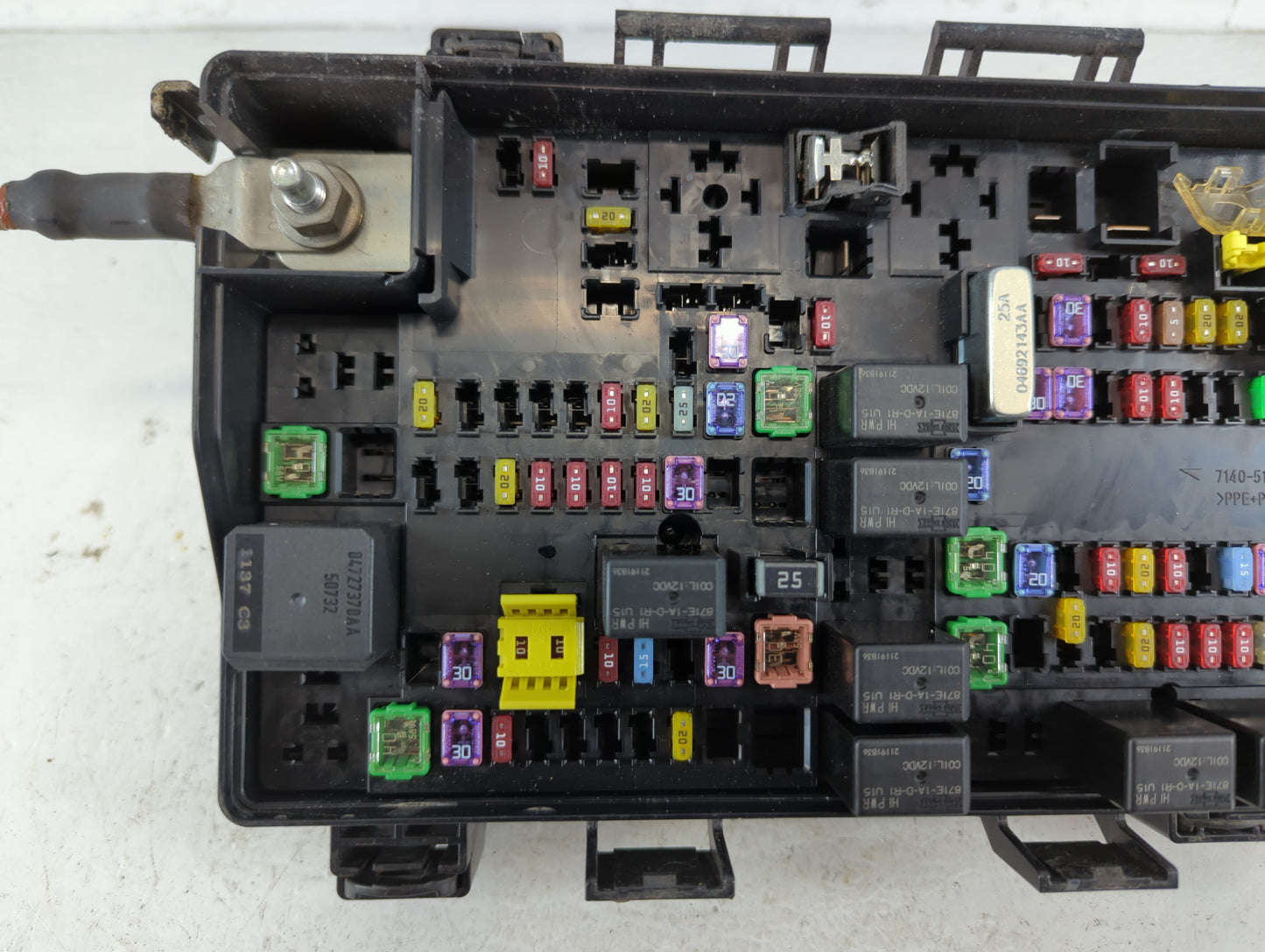 2022 Dodge Ram 1500 Fusebox Fuse Box Panel Relay Module P/N:68580831AA Fits OEM Used Auto Parts - Oemusedautoparts1.com