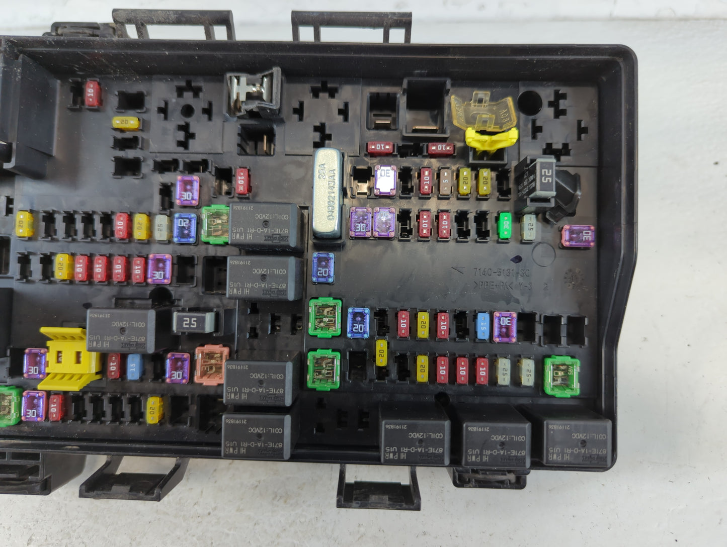 2022 Dodge Ram 1500 Fusebox Fuse Box Panel Relay Module P/N:68580831AA Fits OEM Used Auto Parts - Oemusedautoparts1.com