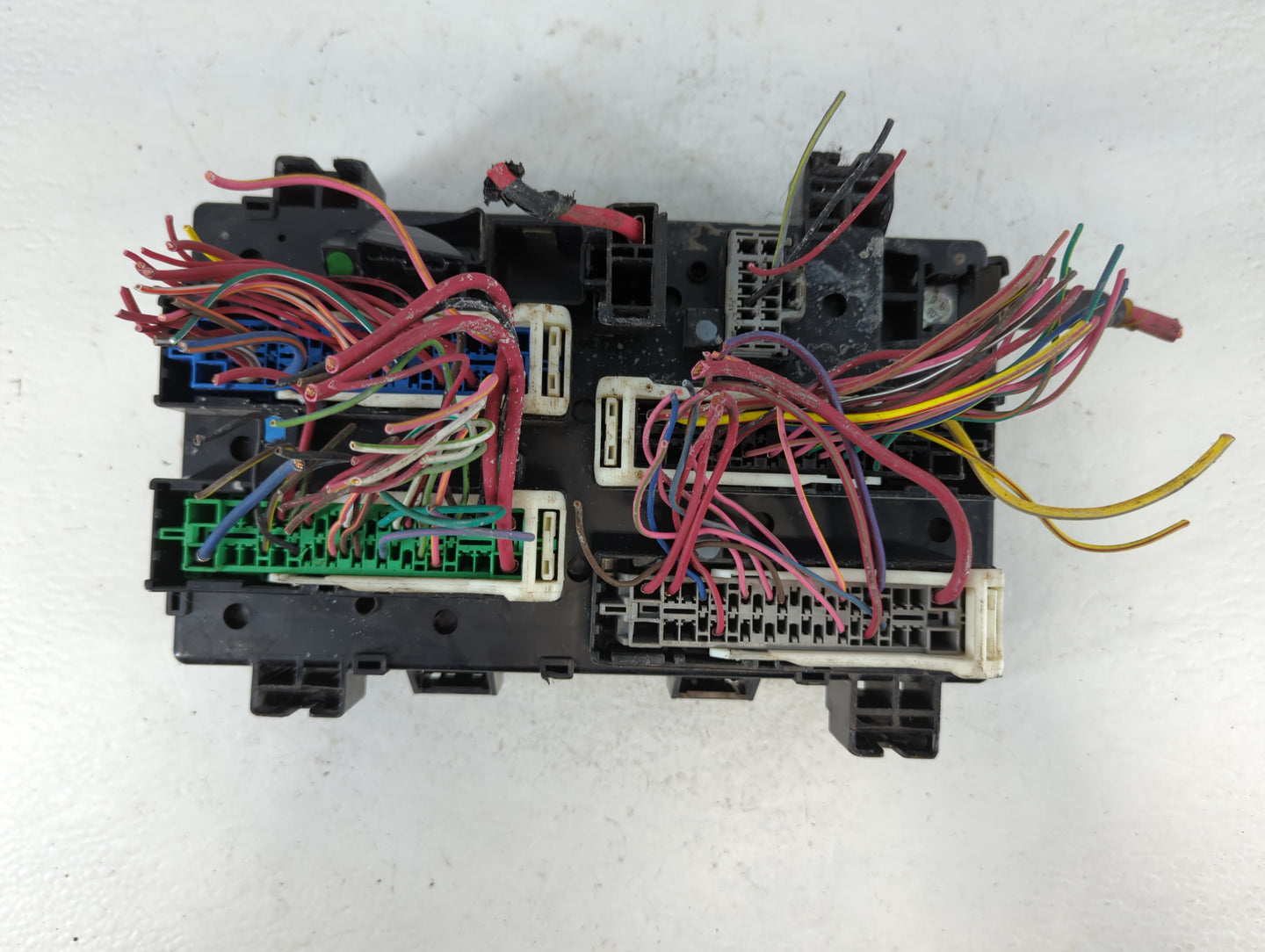 2022 Dodge Ram 1500 Fusebox Fuse Box Panel Relay Module P/N:68580831AA Fits OEM Used Auto Parts - Oemusedautoparts1.com