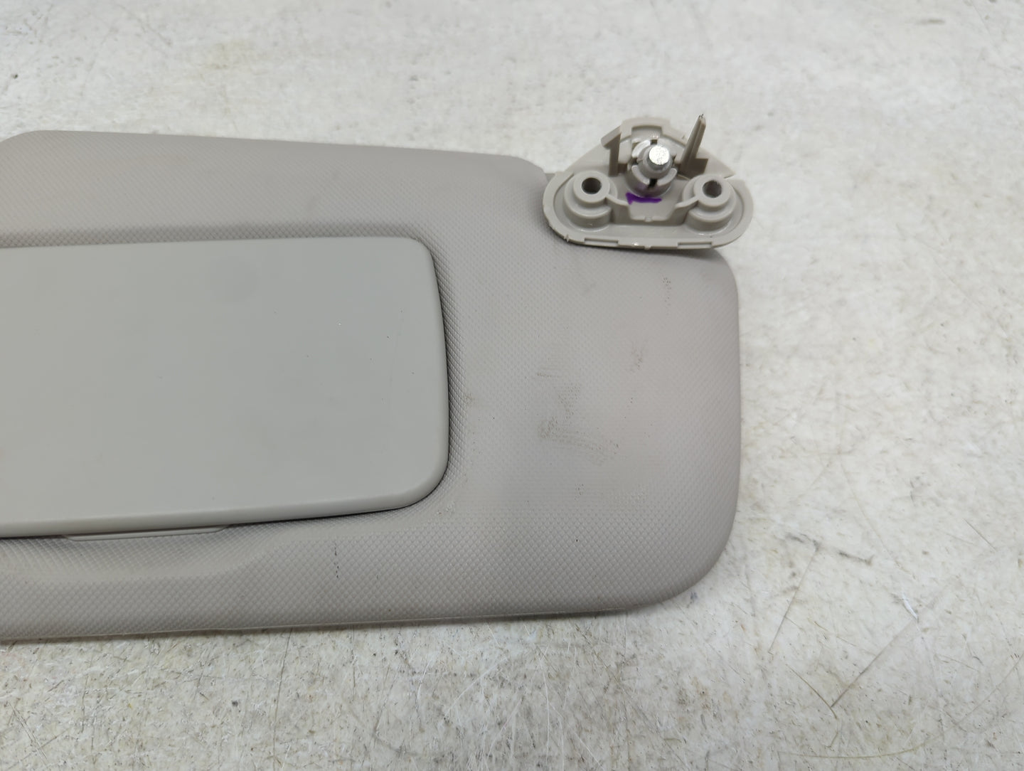 2022 Dodge Ram 2500 Sun Visor Shade Replacement Passenger Right Mirror Fits Fits 2019 2020 2021 OEM Used Auto Parts - Oemuse