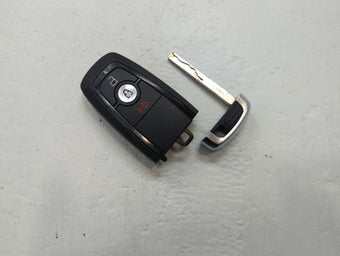 compare product Ford Bronco Keyless Entry Remote Fob M3N-A2C931423 M2DT-15K601-AB 3 buttons