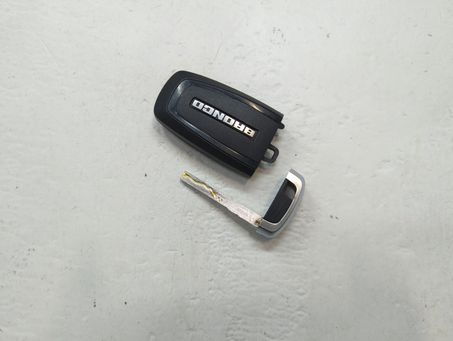Ford Bronco Keyless Entry Remote Fob M3N-A2C931423 M2DT-15K601-AB 3 buttons - Oemusedautoparts1.com
