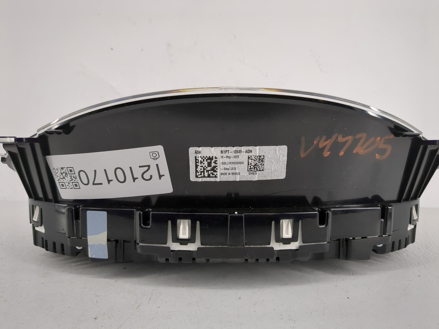 2021-2022 Ford Bronco Instrument Cluster Speedometer Gauges P/N:MX457340-2950 M1PT-10849-ANF Fits Fits 2021 2022 OEM Used Au