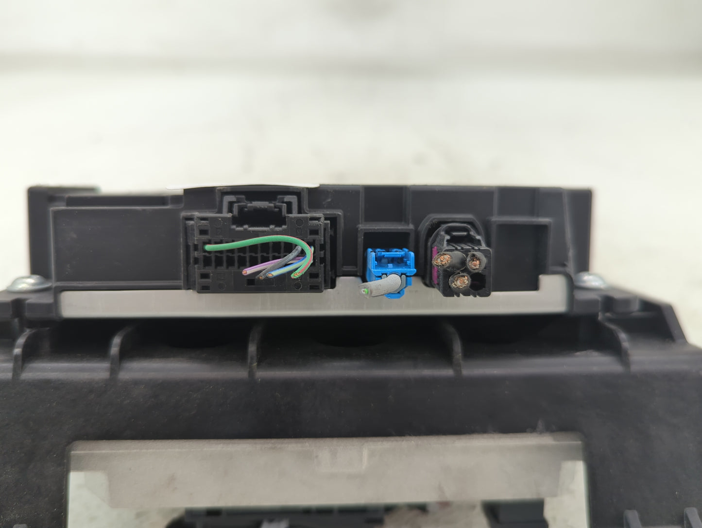 2022 Ford Bronco Radio AM FM Cd Player Receiver Replacement Fits OEM Used Auto Parts - Oemusedautoparts1.com