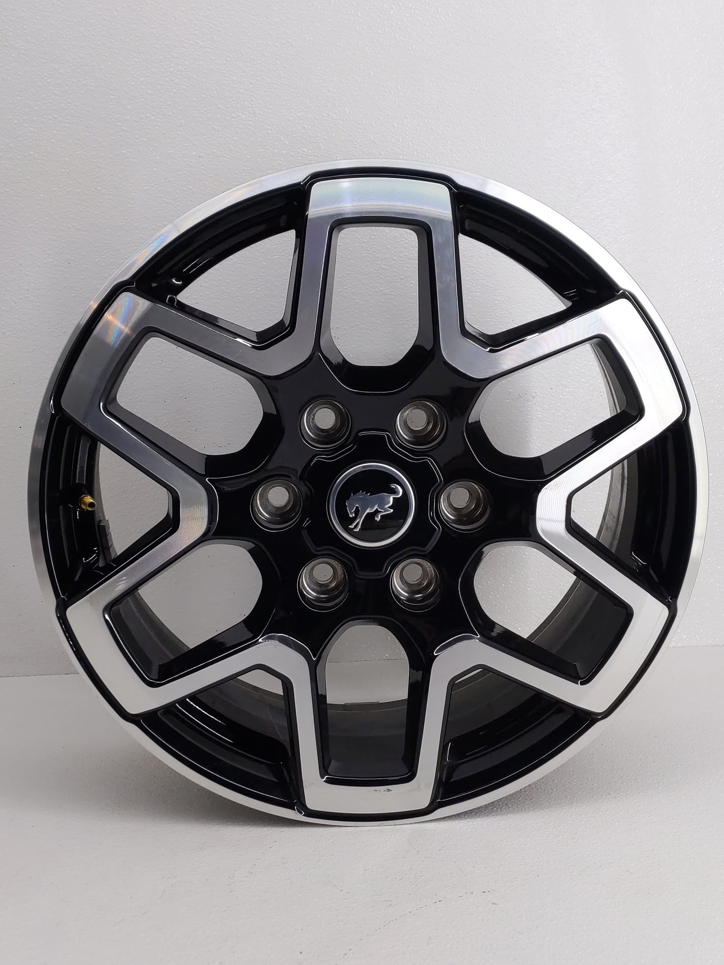 2021-2022 Ford Bronco Oem Wheel Rim 808925 - Oemusedautoparts1.com