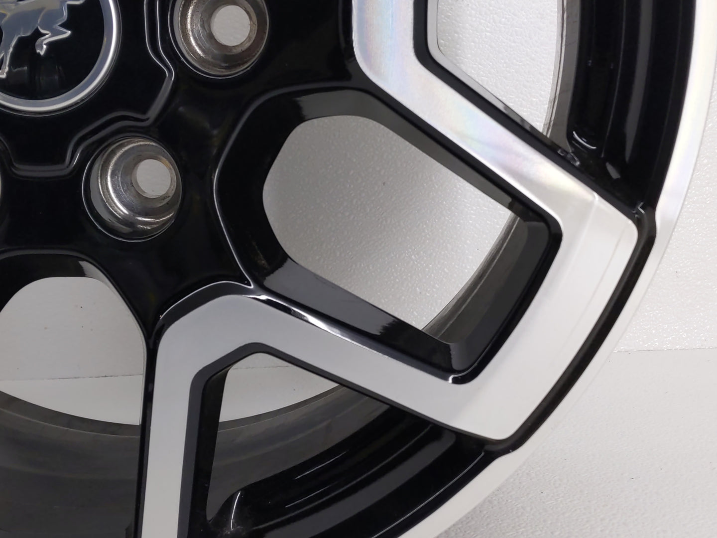 2021-2022 Ford Bronco Oem Wheel Rim 808925 - Oemusedautoparts1.com
