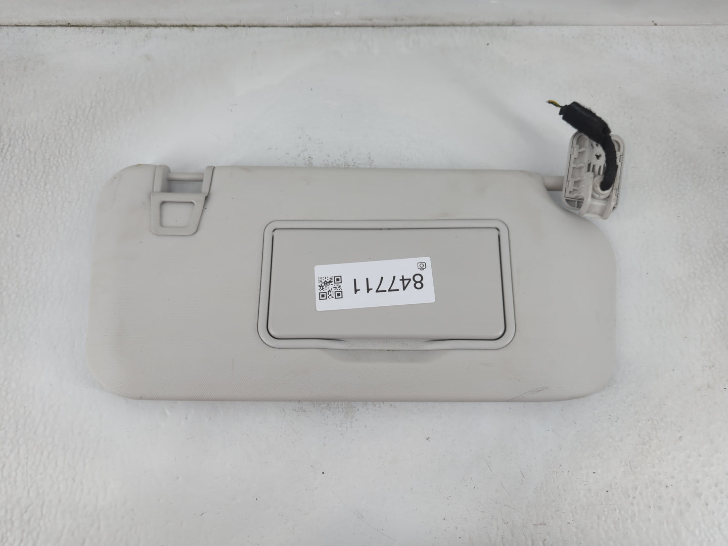 2021-2022 Ford Bronco Sun Visor Shade Replacement Passenger Right Mirror Fits Fits 2021 2022 OEM Used Auto Parts - Oemusedau