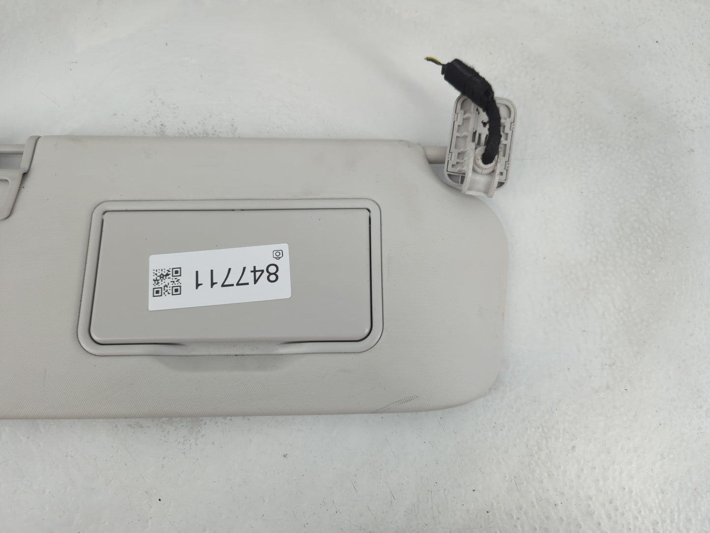 2021-2022 Ford Bronco Sun Visor Shade Replacement Passenger Right Mirror Fits Fits 2021 2022 OEM Used Auto Parts - Oemusedau