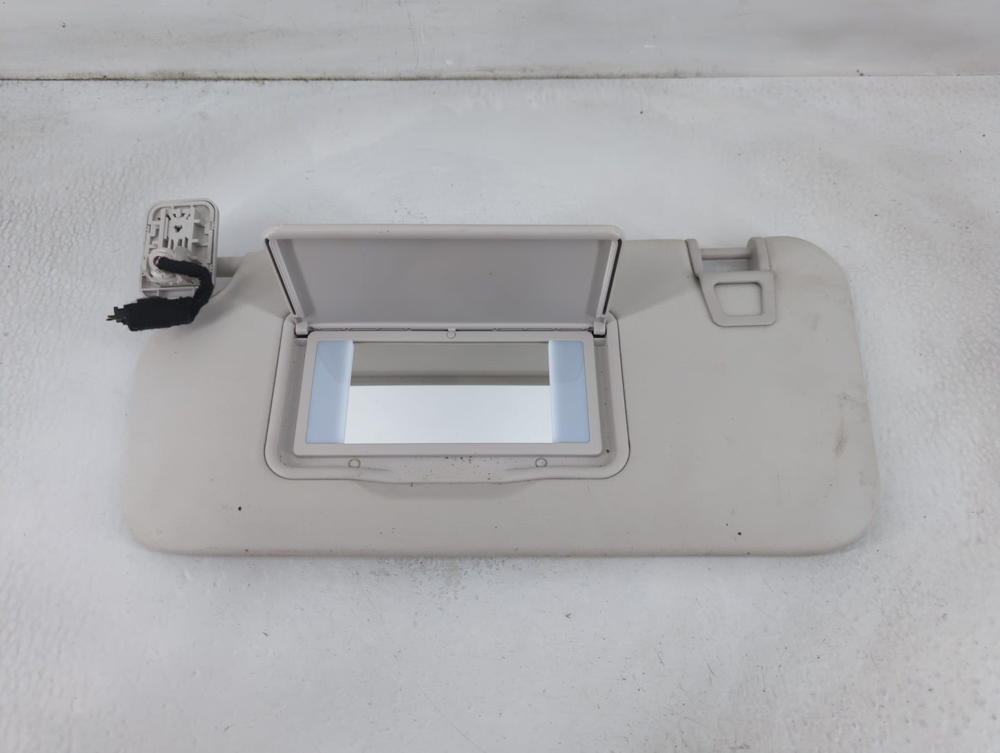 2021-2022 Ford Bronco Sun Visor Shade Replacement Driver Left Mirror Fits Fits 2021 2022 OEM Used Auto Parts - Oemusedautopa