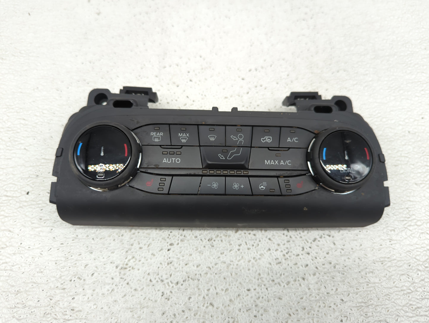 2022 Ford Bronco Sport Climate Control Module Temperature AC/Heater Replacement P/N:N1PT-18C612-GB 90026-925/0001 Fits OEM U