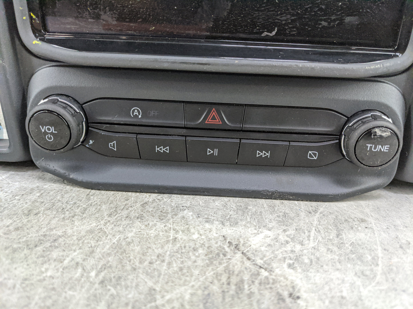 2021-2022 Ford Bronco Sport Information Display Screen 1474535 - Oemusedautoparts1.com