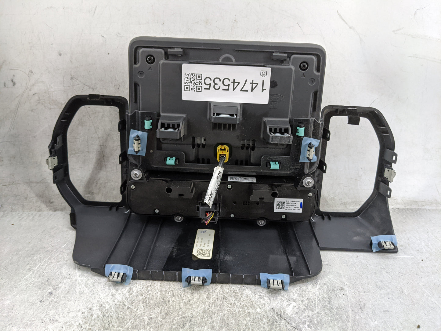 2021-2022 Ford Bronco Sport Information Display Screen 1474535 - Oemusedautoparts1.com
