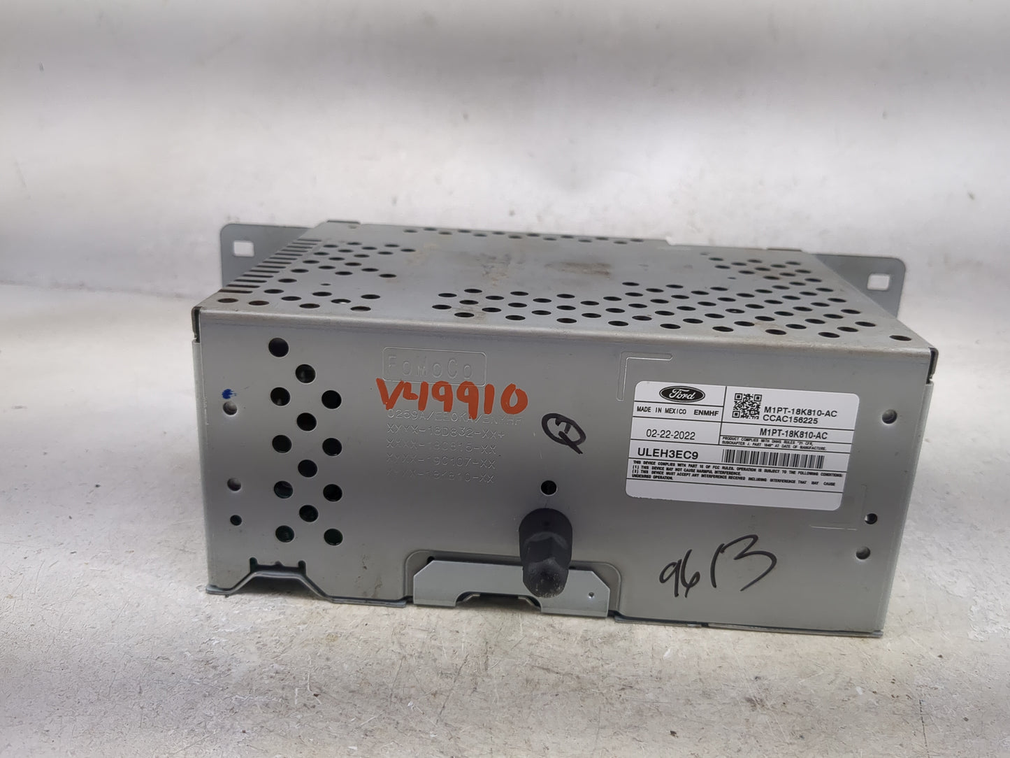 2022 Ford Bronco Sport Radio AM FM Cd Player Receiver Replacement P/N:M1PT-18K810-AC Fits Fits 2021 OEM Used Auto Parts - Oe