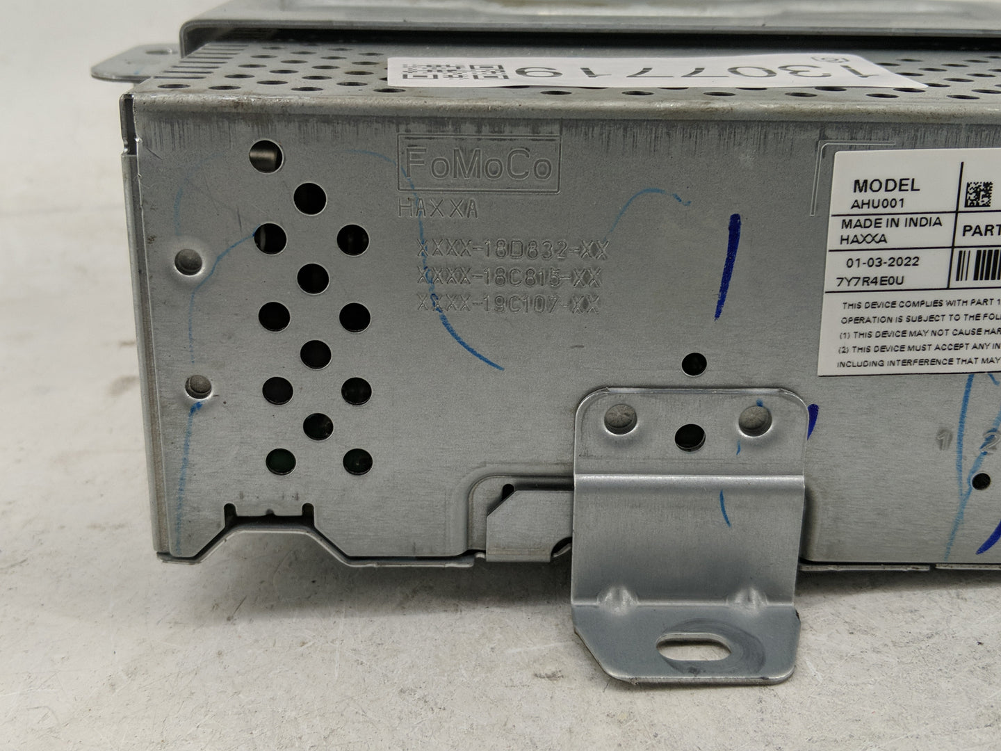 2021-2022 Ford Ecosport Radio AM FM Cd Player Receiver Replacement P/N:LU5T-18K810-KG Fits Fits 2021 2022 OEM Used Auto Part