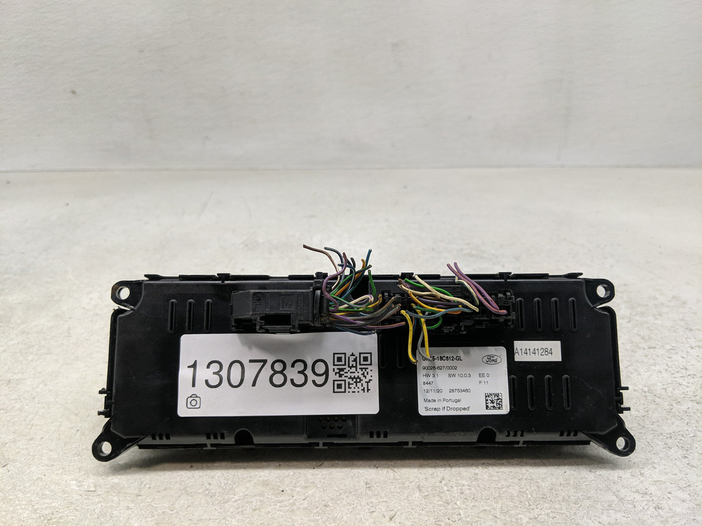 2021-2022 Ford Ecosport Climate Control Module Temperature AC/Heater Replacement Fits Fits 2021 2022 OEM Used Auto Parts - O