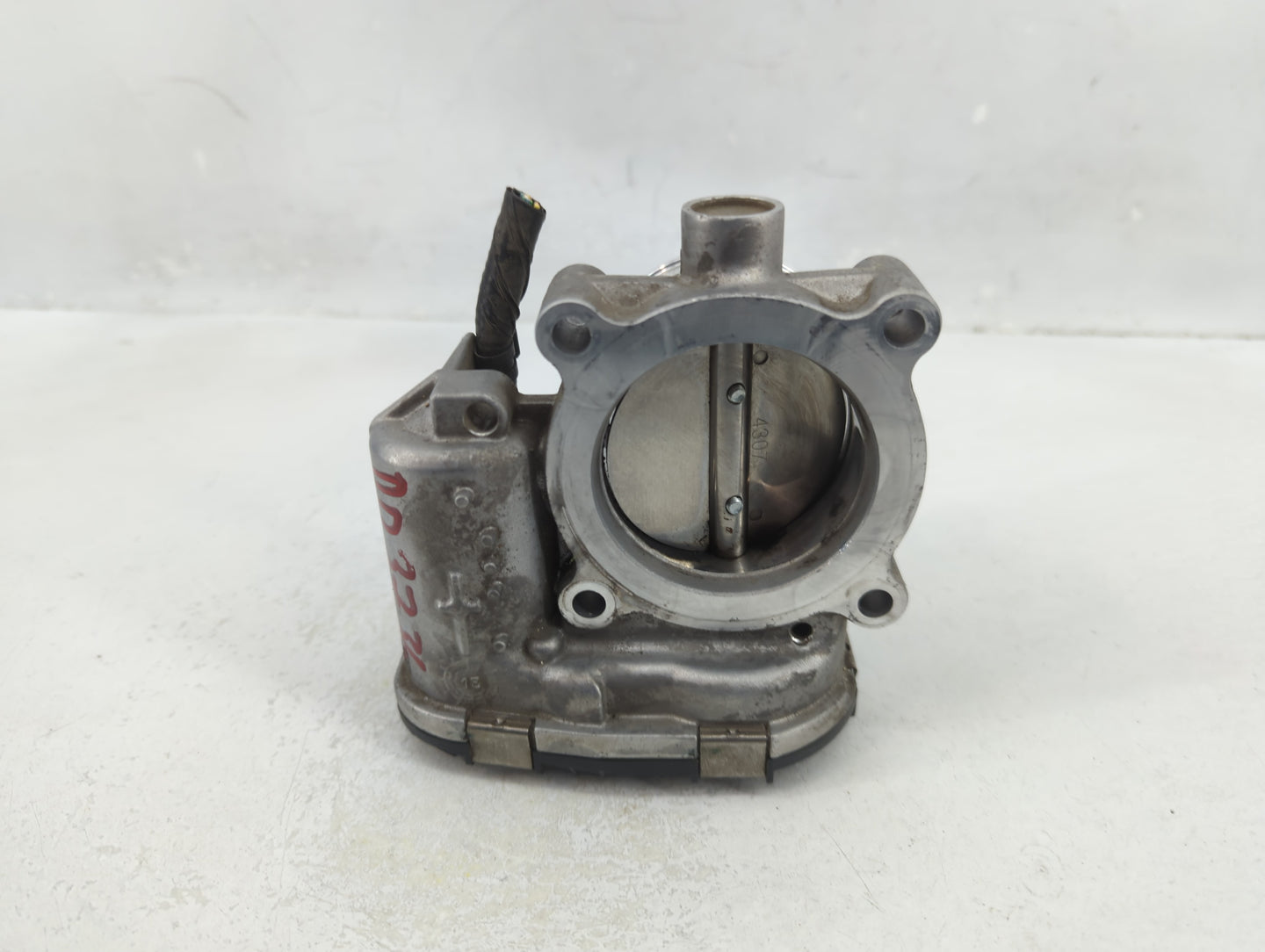 2018-2022 Ford Ecosport Throttle Body P/N:DS7E-9F991-BB Fits Fits 2014 2015 2016 2017 2018 2019 2020 2021 2022 OEM Used Auto